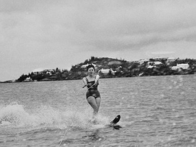 Ex-Queen Soraya Waterskiing During Her Vacation